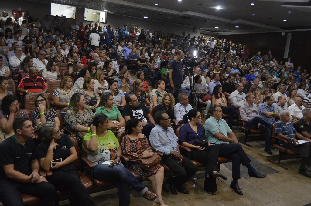 Assembleia Geral no TJGO  reuniu trabalhadores de dezenas de comarcas