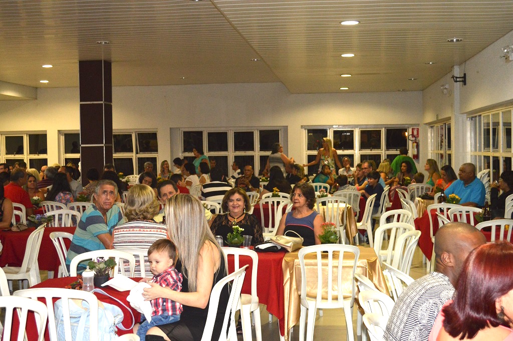 happy-hour-dia-das-maes