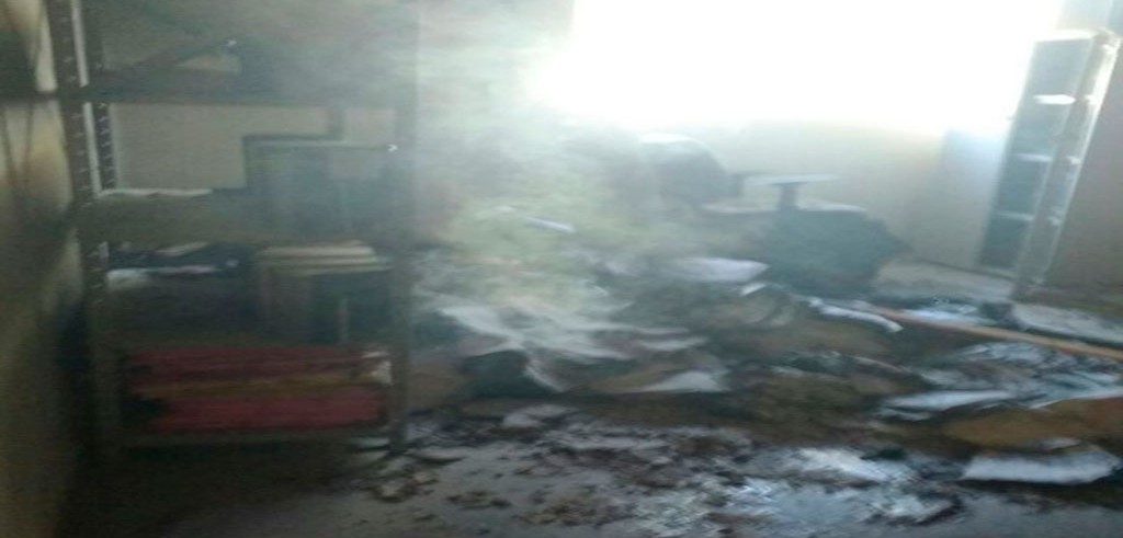 Incêndio consumiu grande parte do acervo processual da comarca de Iporá. (Foto: Portal Oeste Goiano)