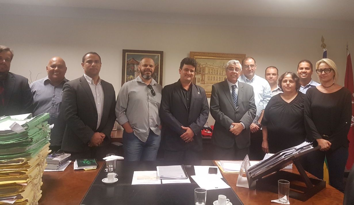 reuniao sindjustica tjgo