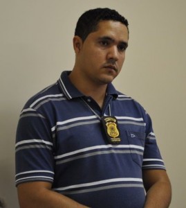 Oficial de Justiça Albert Silva