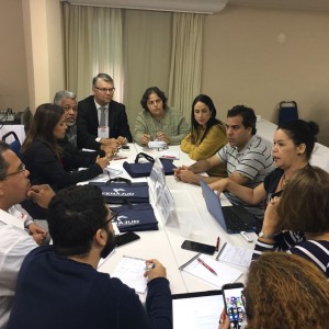 Reunião do grupo de estudos sobre assédio moral durante Conselho de Representantes da Fenajud
